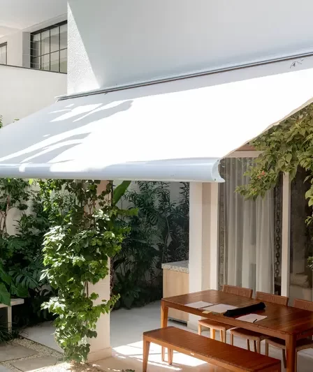 Toldo retrátil automatizado: conforto e praticidade para sua casa ou empresa